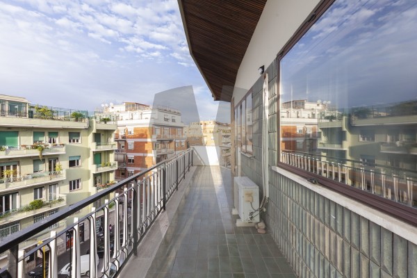 Belsito Via Igea Attico 182 mq terrazzatissimo