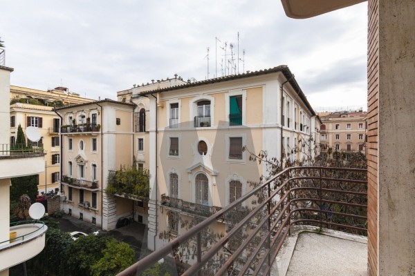 Via Paraguay IV piano 165 mq