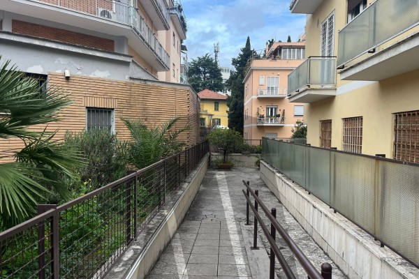 Citta Giardino Via Stelvio I Piano 96 mq