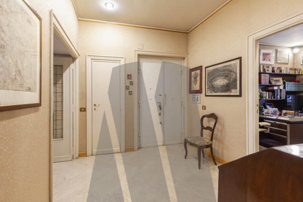 Via Collalto Sabino II piano 150 mq