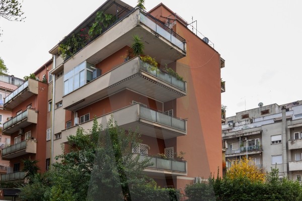 Talenti 108 mq con giardino