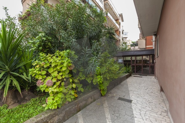 Talenti 108 mq con giardino