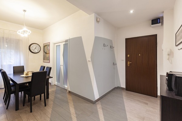 Talenti 108 mq con giardino