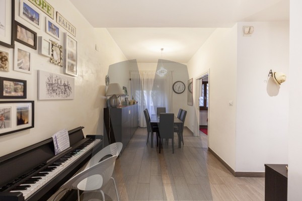 Talenti 108 mq con giardino