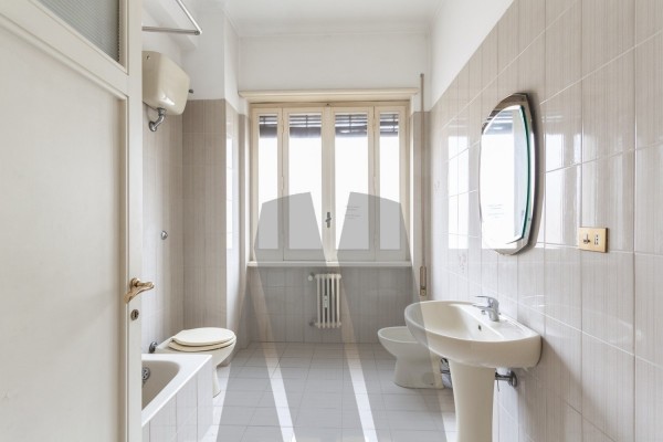 Via Paraguay IV piano 165 mq