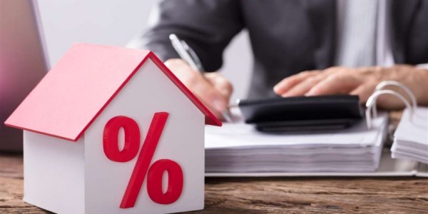Salgono i tassi dei mutui? Diminuiscono le compravendite!